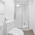 Cheap & Modern Private Double - Shared House By Altoluxo Short Lets & Serviced