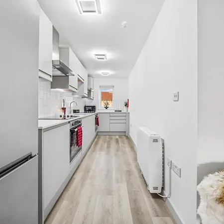 Cheap & Modern Private Double - Shared House By Altoluxo Short Lets & Serviced Apartament